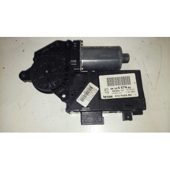 Recambio de motor elevalunas delantero derecho para peugeot 307 break / sw (s1) break xs referencia OEM IAM 9634557480  