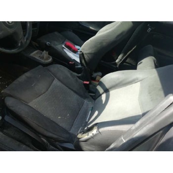 seat ibiza (6l1) del año 2002