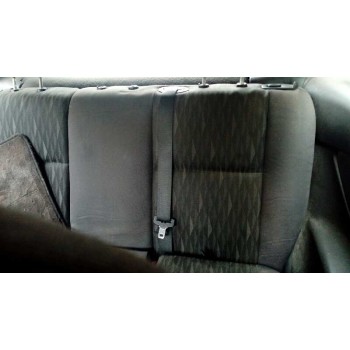 ford focus berlina (cak) del año 2004