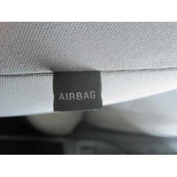 seat toledo (kg3) del año 2015