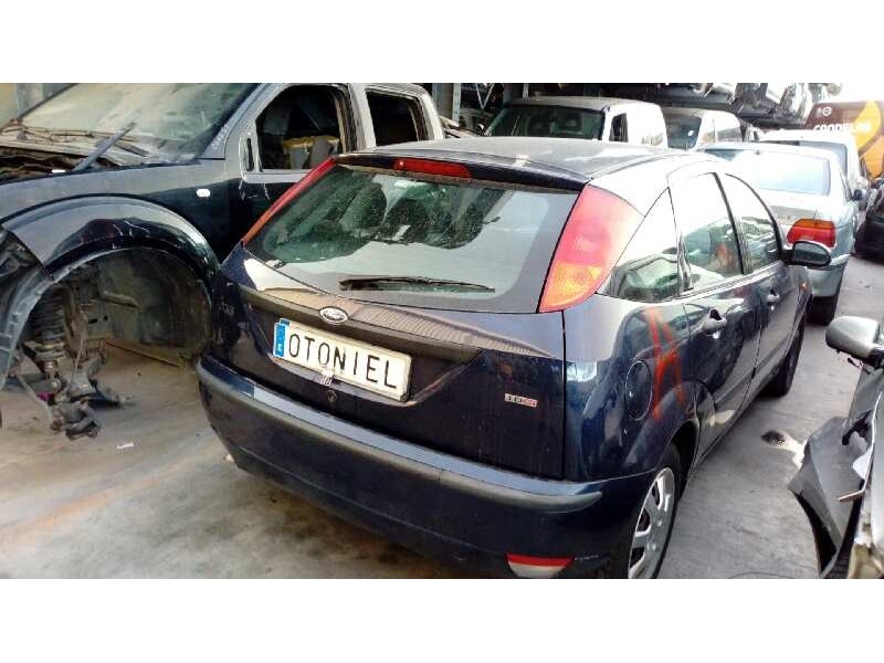 ford focus berlina (cak) del año 2004