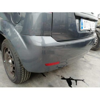 ford fiesta (cbk) del año 2004