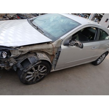 opel astra h gtc (a04) del año 2005