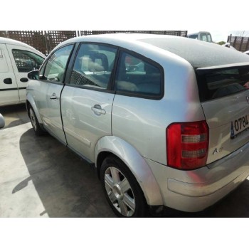 audi a2 (8z) del año 2002