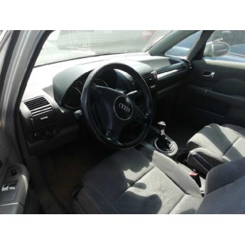 audi a2 (8z) del año 2002