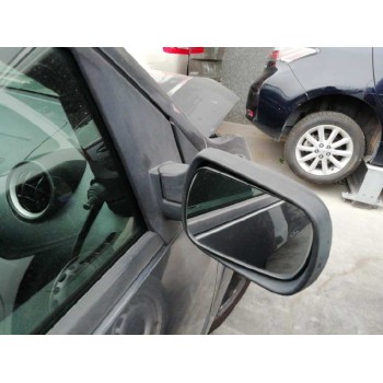 ford fiesta (cbk) del año 2004