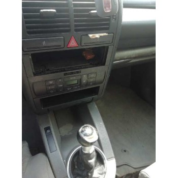 audi a2 (8z) del año 2002