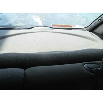 ford focus berlina (cak) del año 2000