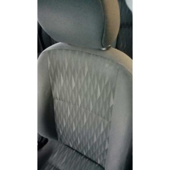 ford focus berlina (cak) del año 2004