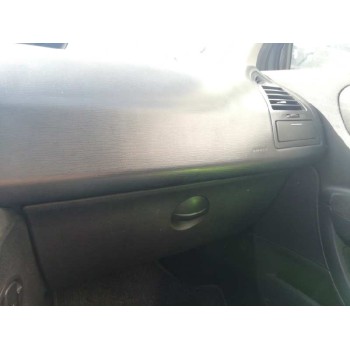 citroën c4 berlina del año 2006