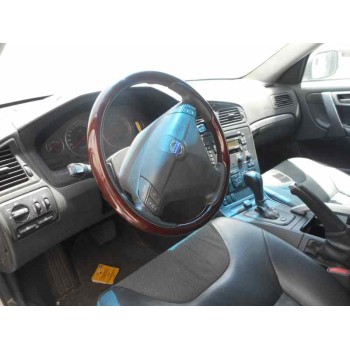 volvo xc70 del año 2004