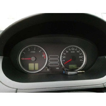 ford fiesta (cbk) del año 2004