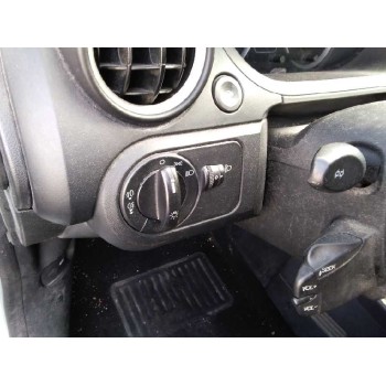 ford fiesta (cbk) del año 2004