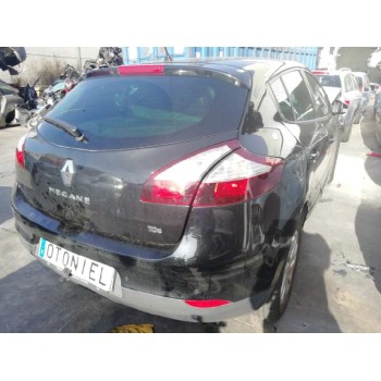 renault megane iii berlina 5 p del año 2015