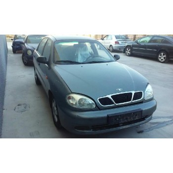 daewoo lanos del año 2001