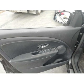 renault megane iii berlina 5 p del año 2015