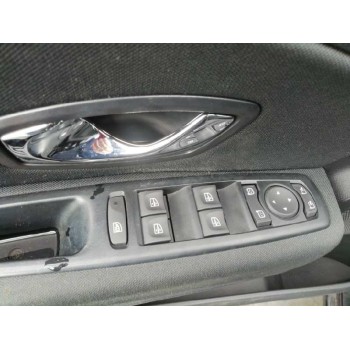 renault megane iii berlina 5 p del año 2015