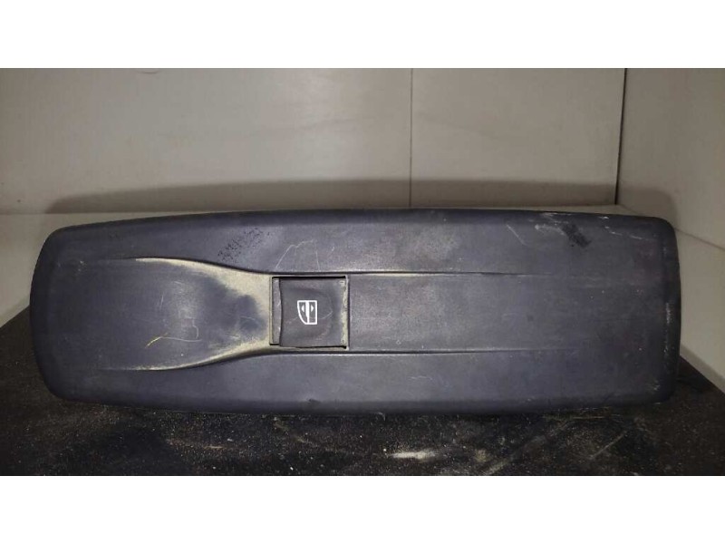 Recambio de mando elevalunas delantero derecho para renault fluence dynamique referencia OEM IAM   