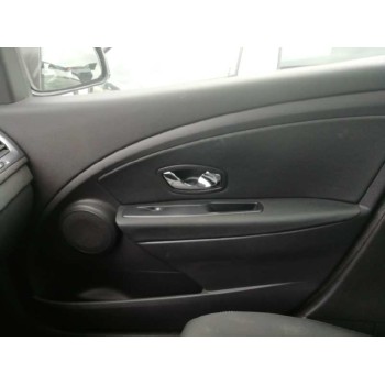 renault megane iii berlina 5 p del año 2015