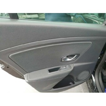 renault megane iii berlina 5 p del año 2015