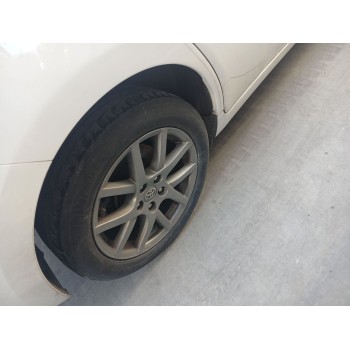 toyota verso (_r2_) del año 2014