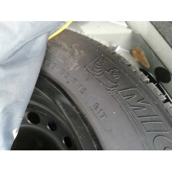 renault megane iii berlina 5 p del año 2015