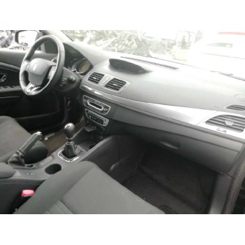 renault megane iii berlina 5 p del año 2015