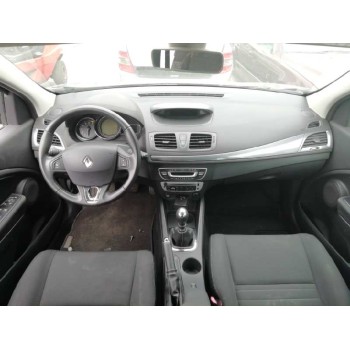 renault megane iii berlina 5 p del año 2015