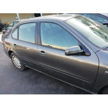 seat toledo (1m2) del año 2002