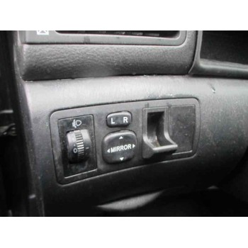 toyota corolla (e12) del año 2003