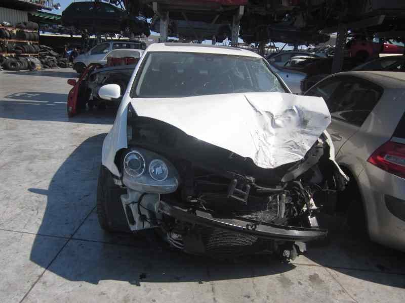 volkswagen golf v berlina (1k1) del año 2007
