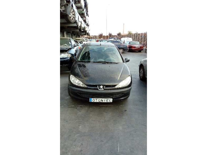 PEUGEOT 206 BERLINA