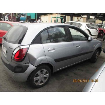 kia rio del año 2006