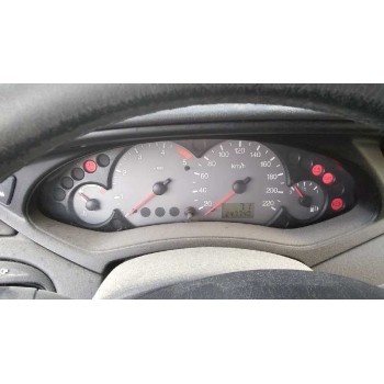 ford focus berlina (cak) del año 2002