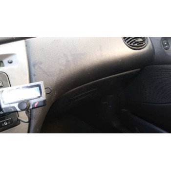 ford focus berlina (cak) del año 2002