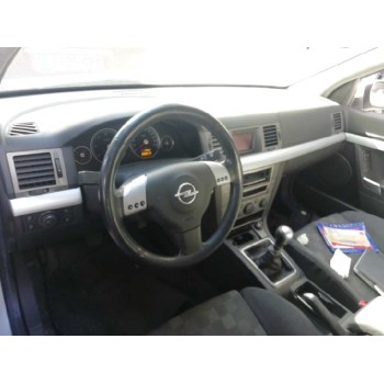 opel vectra c berlina del año 2004