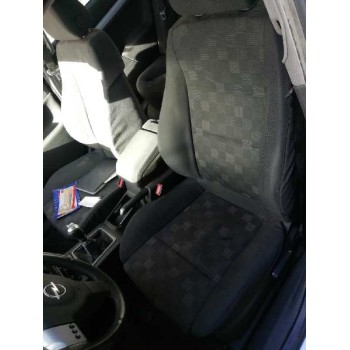 opel vectra c berlina del año 2004