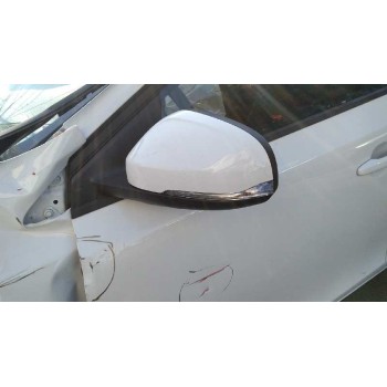 volvo v40 del año 2017