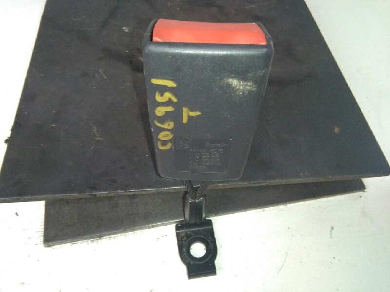 Recambio de enganche cinturon para opel astra h caravan cosmo referencia OEM IAM 13128018 13128868 