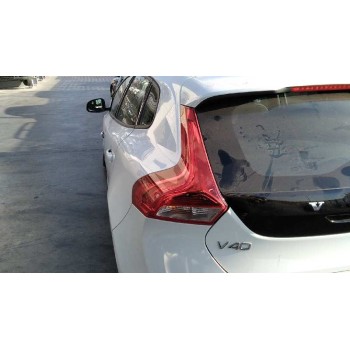 volvo v40 del año 2017