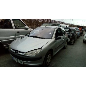 PEUGEOT 206 BERLINA