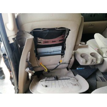 kia carnival del año 2010