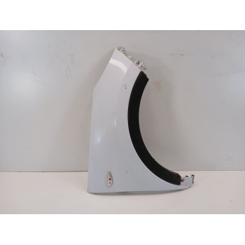 ALETA DELANTERA DERECHA 663213W100 877123U000