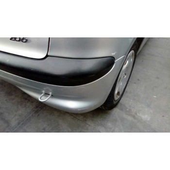 peugeot 206 berlina del año 2002