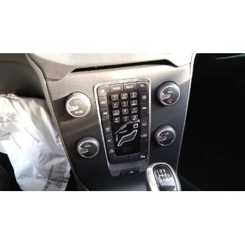 volvo v40 del año 2017