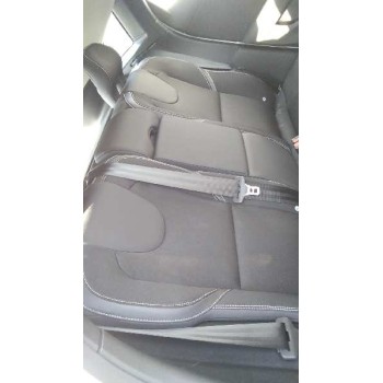 volvo v40 del año 2017