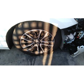 volvo v40 del año 2017