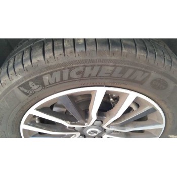 volvo v40 del año 2017