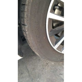 volvo v40 del año 2017