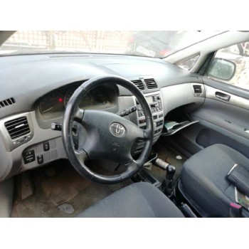 toyota avensis verso (m20) del año 2002